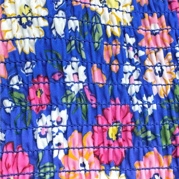 Cupshe Italian Country Ruffled Smocked
One Piece Swimsuit - Picture 4 of 7